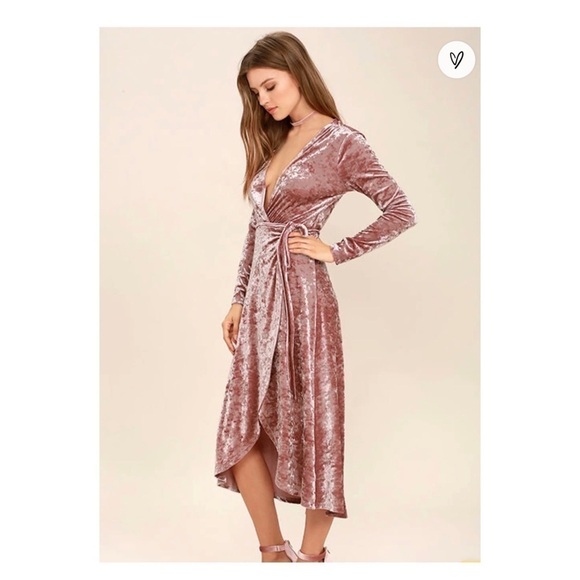 LULU'S Pink Long Sleeve Velvet Deep V Neck Midi Wrap Dress XS - Picture 6 of 9
